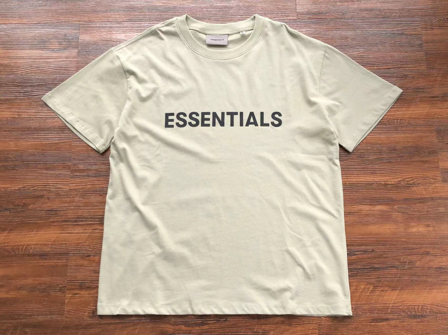 FOG Essentials Tshirt Hk321304
