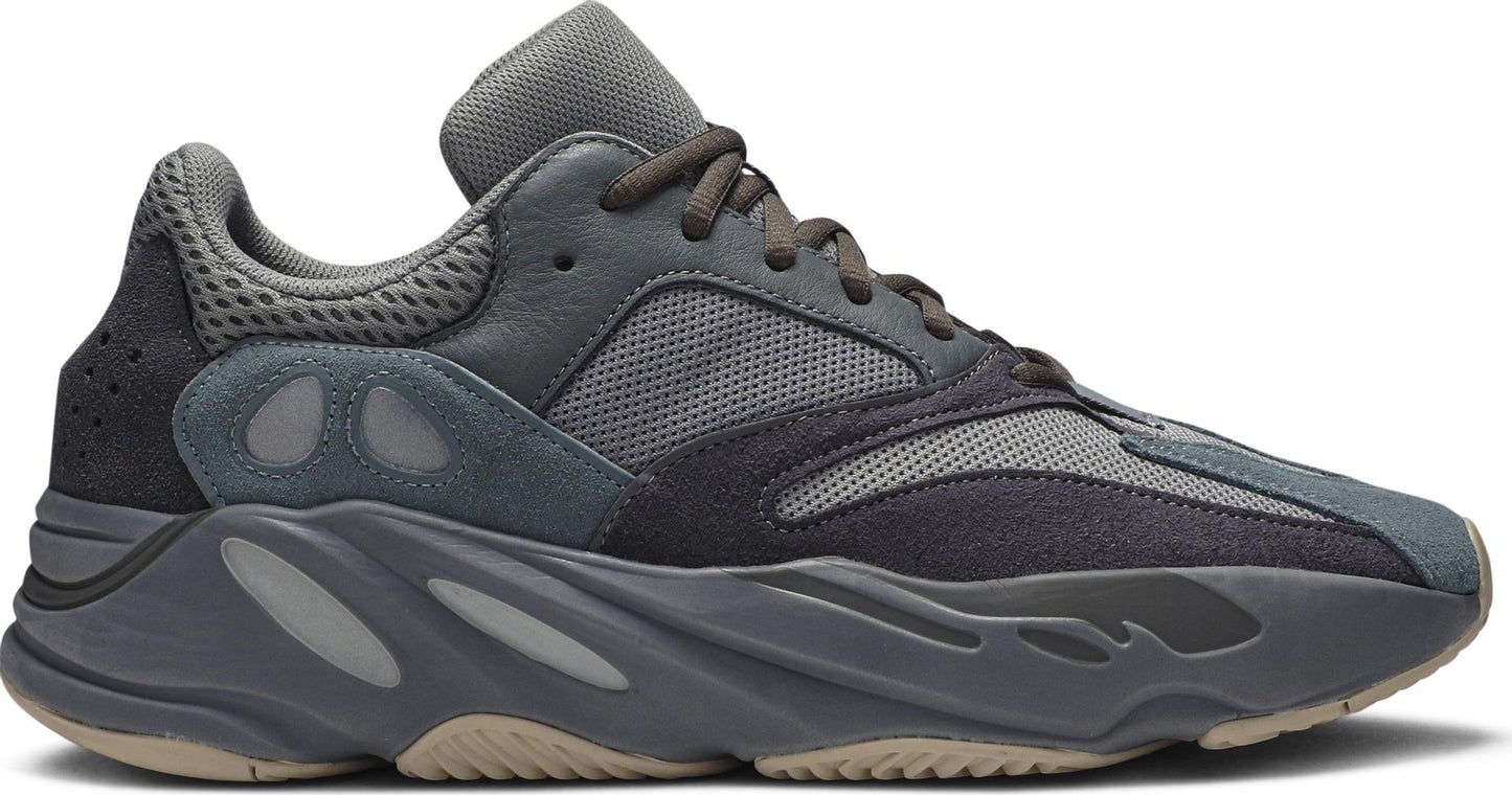 Yeezy Boost 700 V2 'Static'Yeezy Boost 700 'Teal Blue'