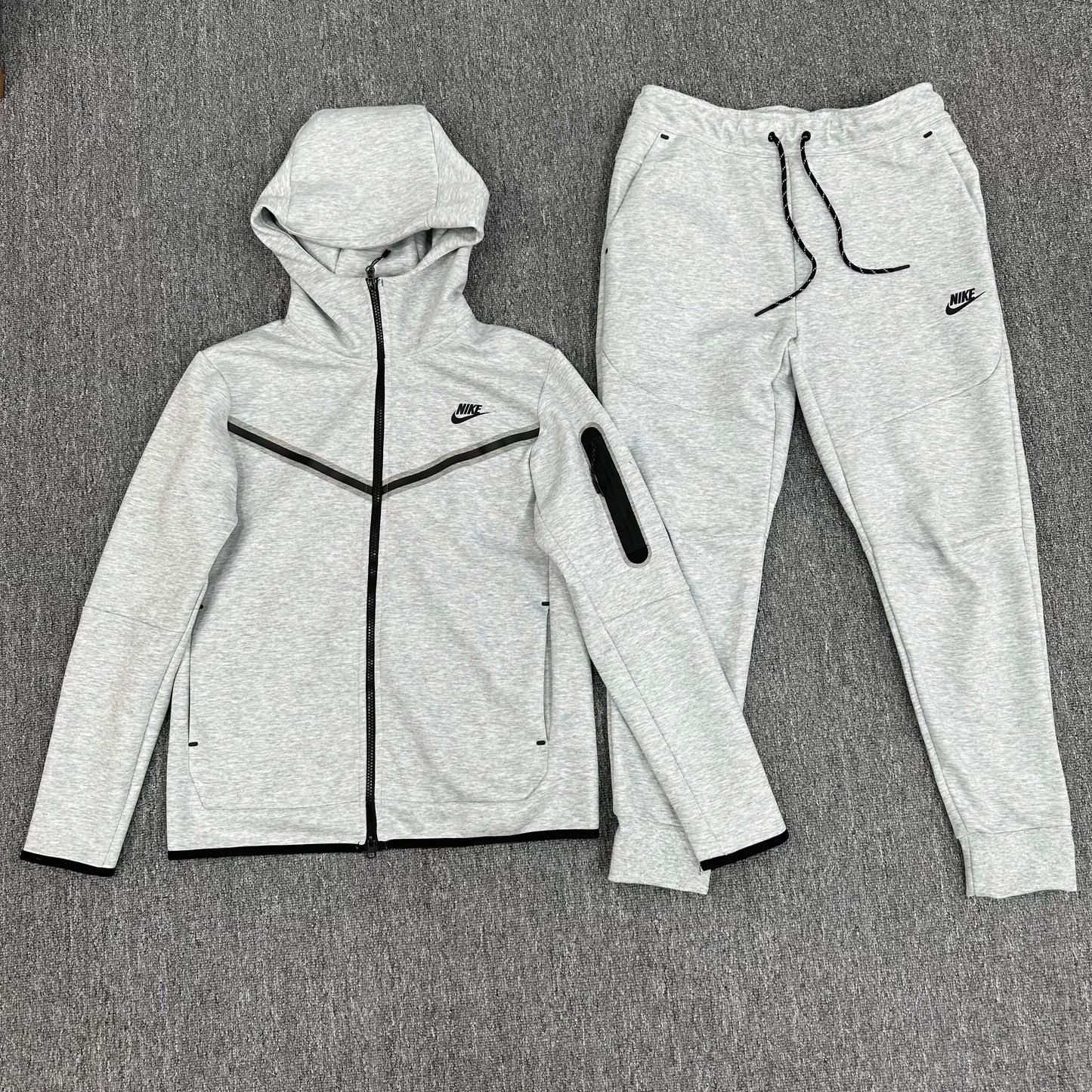 Nike Tech Fleece Hoodie & Joggers Set -5