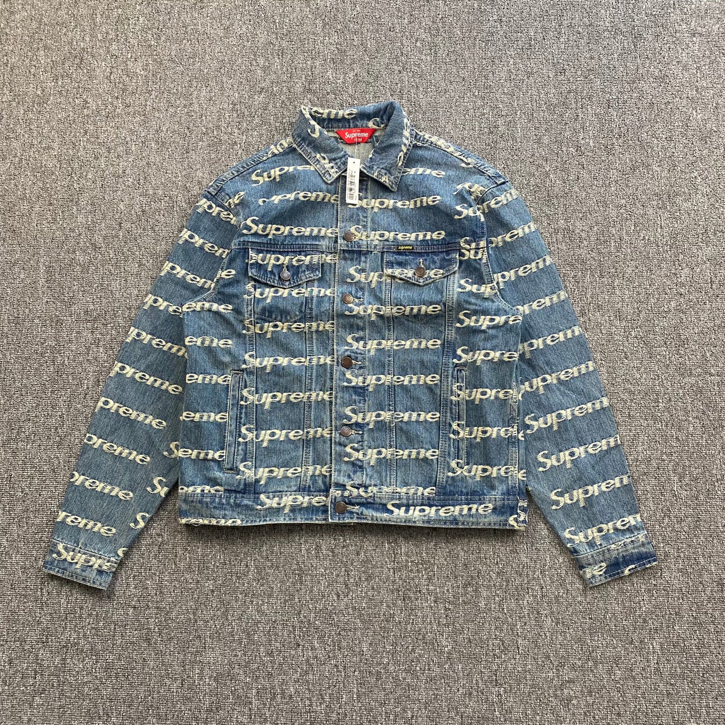 Supreme Frayed Logos Denim Trucker Jacket Blue/Black lg660233441711