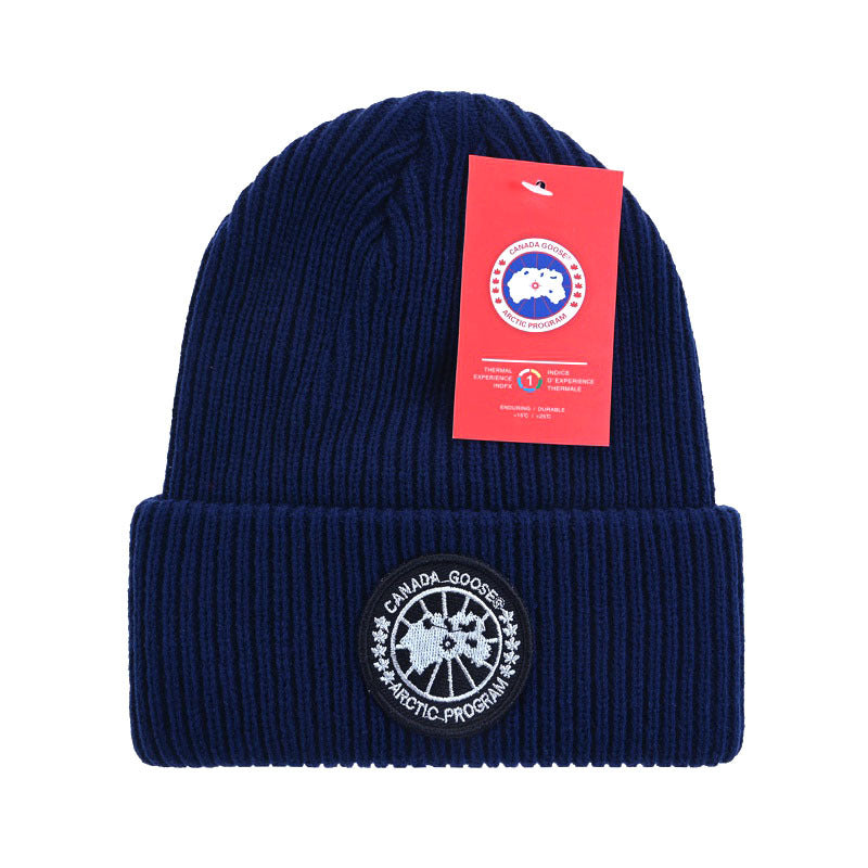 Canada Goose Single Cuffed Beanie Hat Black/White Badge - 1