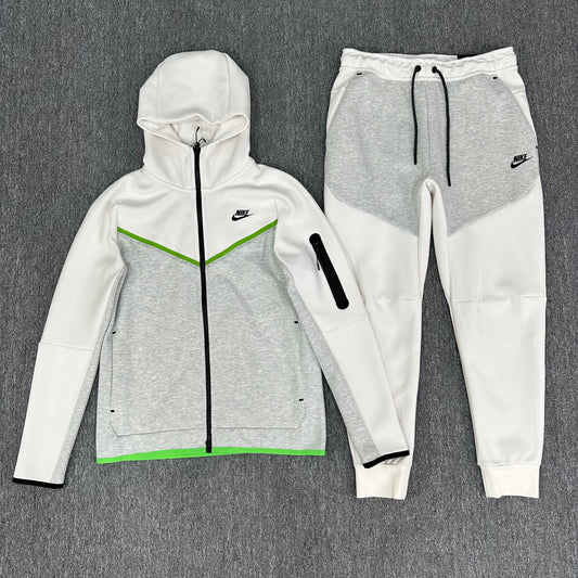 Nike Tech Fleece Hoodie & Joggers Set -8