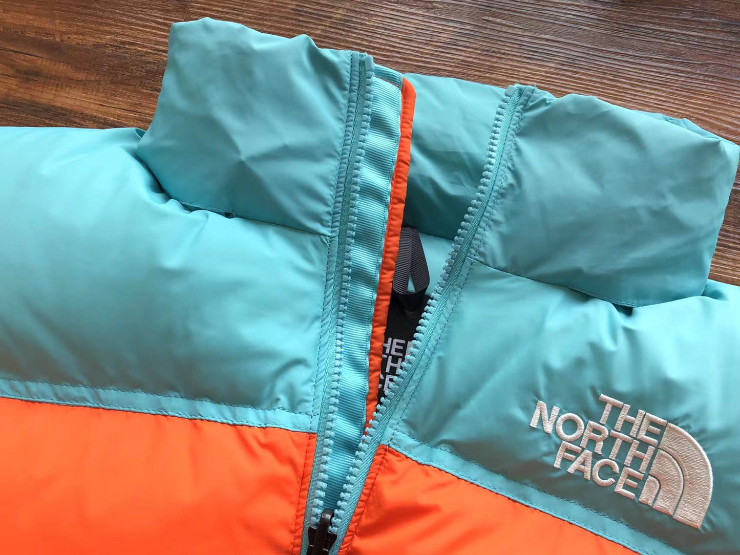 The North Face 1996 Retro Nuptse Jacket Hk472275-2