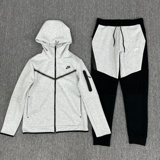 Nike Tech Fleece Hoodie & Joggers Set -6