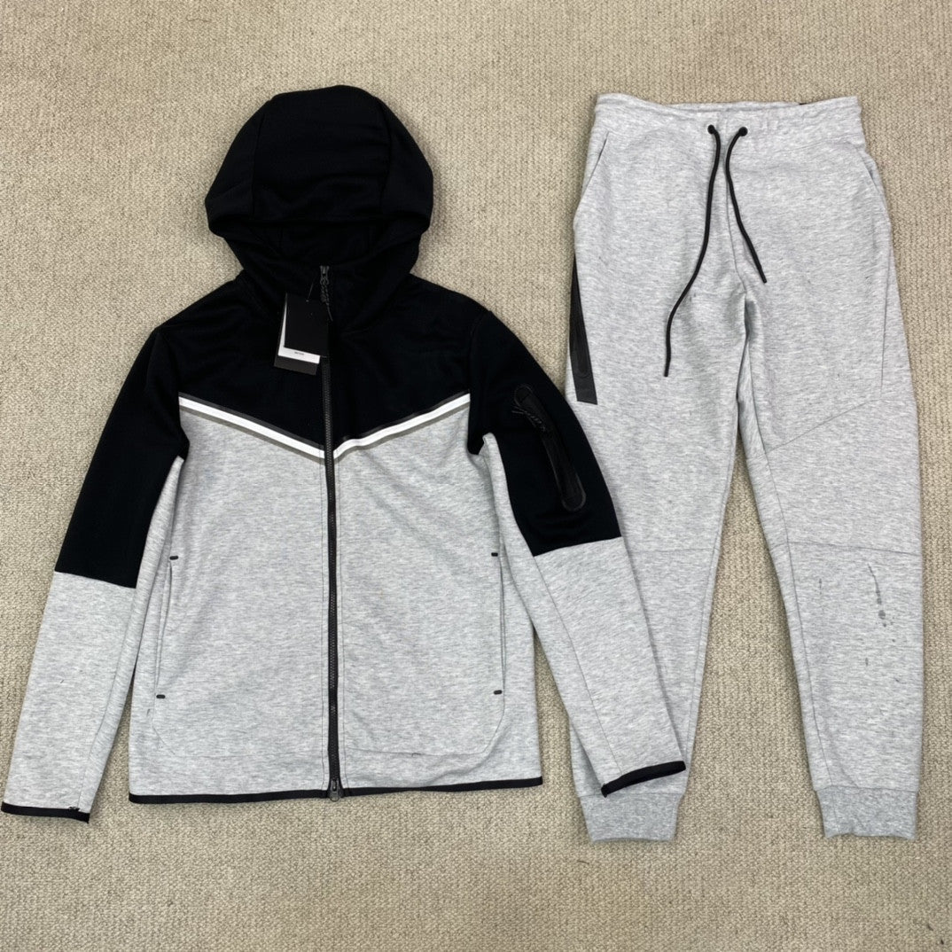 Nike Tech Fleece Hoodie & Joggers Set -32